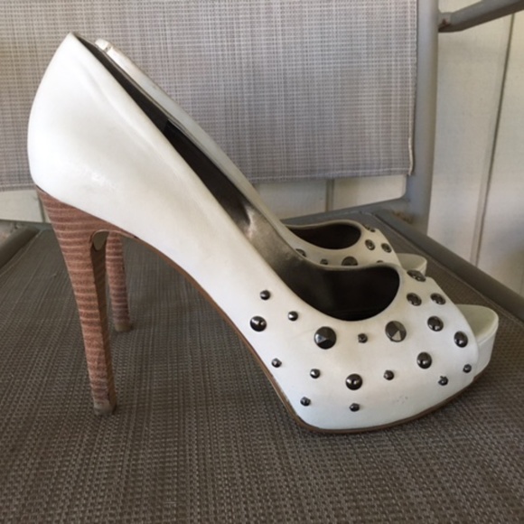 MARC FISHER White Leather Studded Platform Heels - Picture 2 of 10